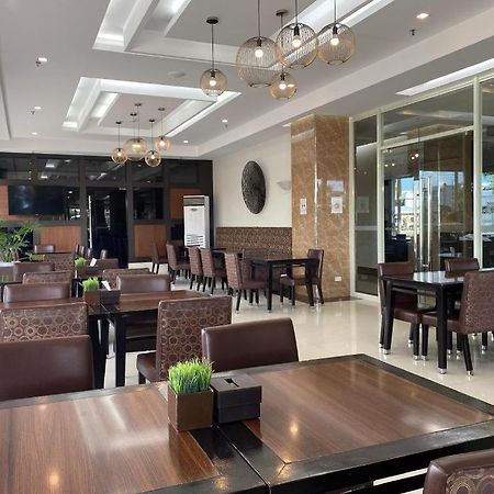 אילוילו Diversion 21 Hotel מראה חיצוני תמונה