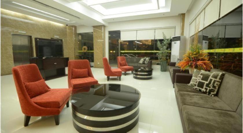 אילוילו Diversion 21 Hotel מראה חיצוני תמונה