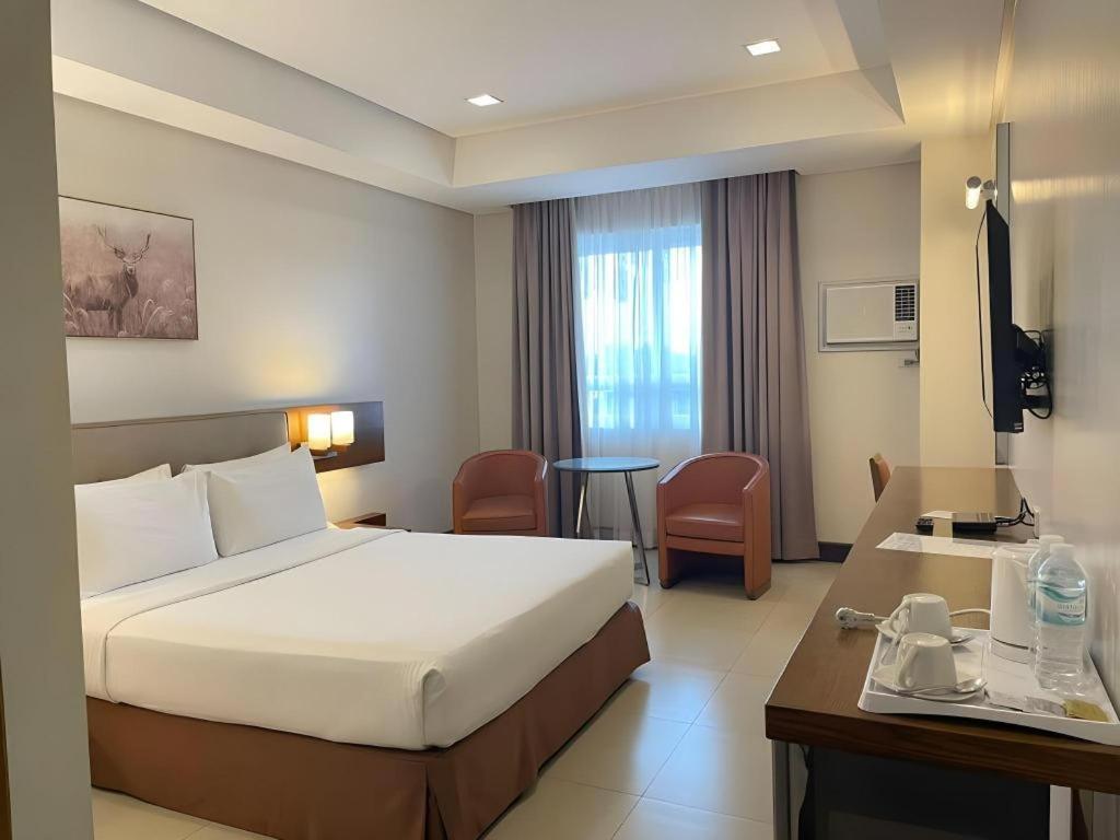 אילוילו Diversion 21 Hotel מראה חיצוני תמונה